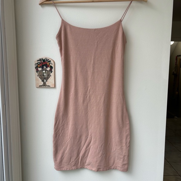 XS Aritzia WILFRED FREE Tiny Dress in Blush - Picture 2 of 14